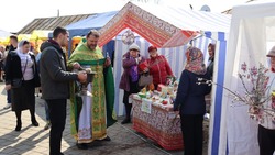 Благотворительная ярмарка прошла на территории волоконовского храма Пресвятой Богородицы