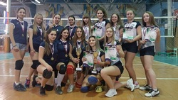 Юные спортсменки приняли участие в областном турнире по волейболу