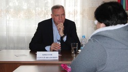 Глава администрации Волоконовского района провёл приём граждан в Борисовском сельском поселении