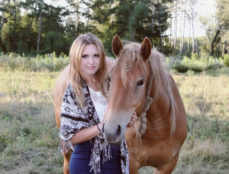 Огненная лошадь наступает: итоги фотоконкурса и объявление Года единства народов России