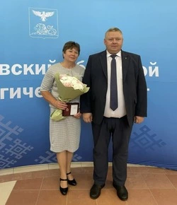 Учителю Волоконовской школы присвоили почётное звание «Почётный работник сферы образования»