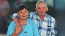 Волокончанка Татьяна Агафонова поздравила своих родителей с изумрудной свадьбой