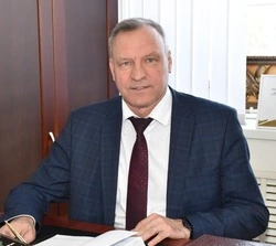 Глава администрации Волоконовского района Сергей Бикетов принял решение уйти на заслуженный отдых