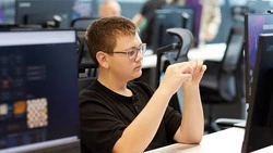 Вячеслав Гладков рассказал о новых направлениях обучения в «Школе 21»