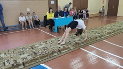 Волоконовцы приняли участие в соревнованиях по гимнастике