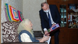 Жительница села Погромец отметила вчера свой 90 день рождения