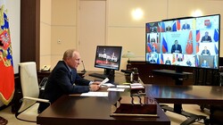 Вячеслав Гладков поучаствовал в видеоконференции президента с избранными главами регионов