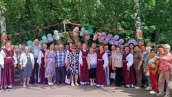Группа волоконовцев старшего поколения побывала в Губкине