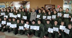 В Волоконовском военно-спортивном центре «Воин» состоялось закрытие второй смены