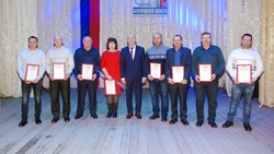 Юбилейные достижения волокончан. Жители района получили награды за добросовестный труд