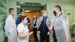 Андрей Иконников побывал вместе с Вячеславом Гладковым в областной клинической больнице