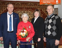 В Волоконовском районе продолжается вручение юбилейных медалей к 80-летию Великой Победы