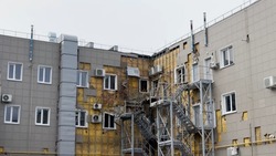 Вячеслав Гладков проверил текущие восстановительные работы поврежденного жилья в Белгородском районе
