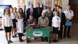 Волоконовцы открыли «Парты Героя» в двух школах района