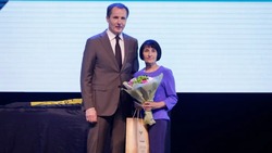 Волоконовские медработники получили награды к профессиональному празднику из рук Вячеслава Гладкова