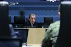 Вячеслав Гладков обсудил проведение весенних полевых работ в приграничной зоне