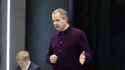 Вячеслав Гладков провёл совещание с руководителями приграничных предприятий