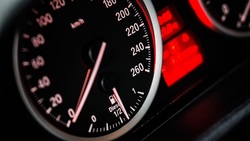 Госавтоинспекторы призвали волоконовских автомобилистов соблюдать скоростной режим