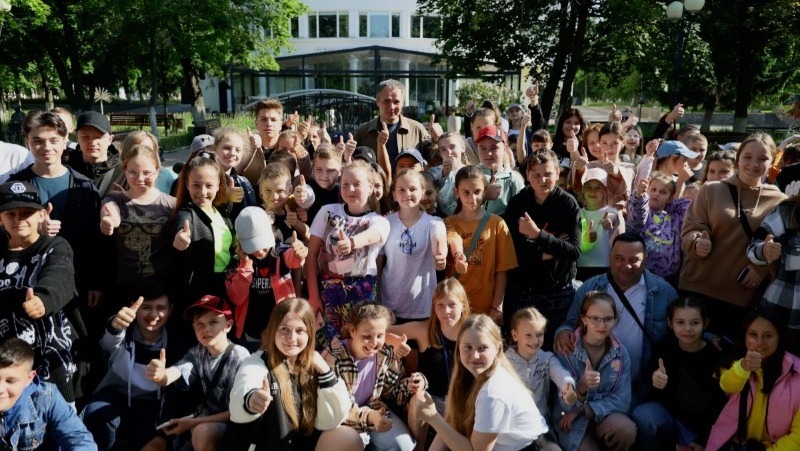 300 детей из сёл Шебекинского горокруга отправились в оздоровительный лагерь в Воронеж 