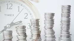Работающие пенсионеры получат прибавку к пенсии
