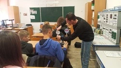 Волоконовские школьники приняли участие в профпробах в Ютановском агромеханическом техникуме