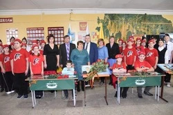 В памяти навечно! В двух школах Волоконовского района открылись «Парты Героев» и мемориальные доски