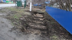 Волоконовская администрация начала строительство тротуаров в посёлке