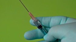 Региональный депздрав рекомендовал волоконовцам пройти вакцинацию до сентября