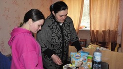 Семья из Харькова разместилась в ПВР города Строитель Белгородской области