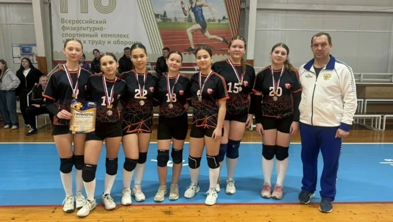 Межрайонные волейбольные турниры среди женских команд прошли в Волоконовском муниципальном округе