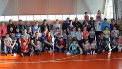 Педагоги детского сада «Сказка» провели спортивный праздник для детей