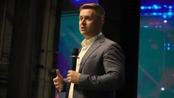 Телеведущий Сергей Тугушев рассказал белгородской молодёжи о личной эффективности