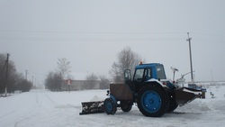 Волоконовские коммунальщики активно приступили к уборке снега