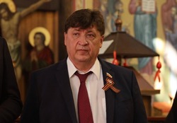 Председатель Белгородской областной Думы Юрий Клепиков поздравил волоконовцев с Днём Победы 