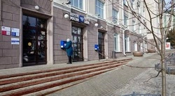 Вячеслав Гладков напомнил о возможности отправлять бесплатно посылки Почтой России 