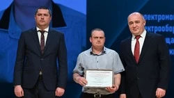 За тепло и свет в наших домах: в области отметили лучших специалистов ЖКХ