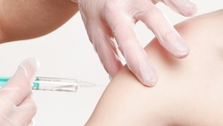 Главврач Волоконовской ЦРБ сообщил жителям о необходимости прохождения вакцинации