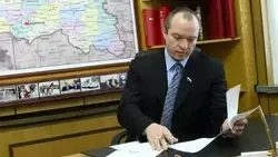 Депутат Государственной Думы Андрей Скоч поздравил женщин с Международным женским днём