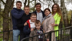 Супруги Бугаёвы из Волоконовского района пришли от любви к большой семье